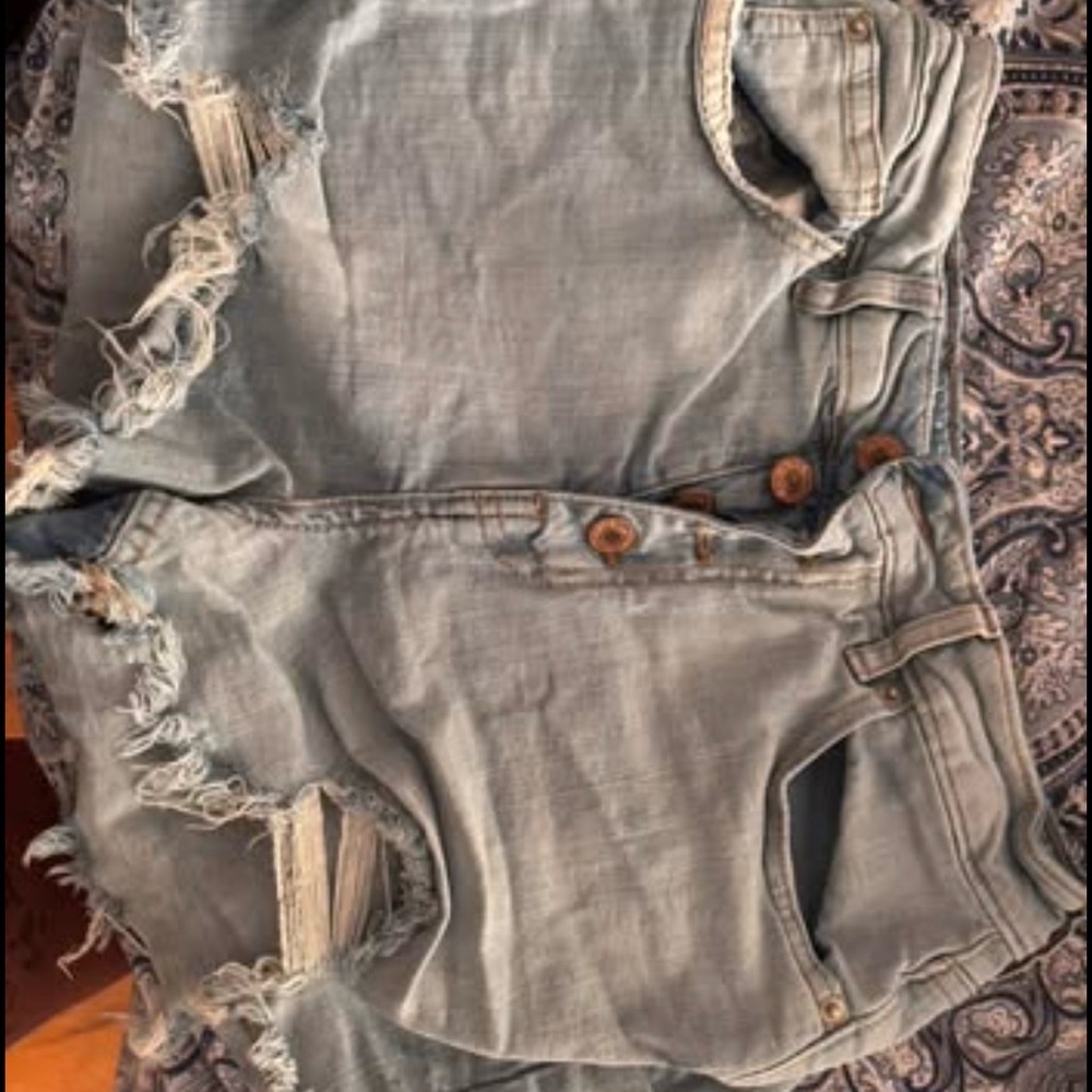 Vanilla Star Light Blue Distressed Denim Shorts